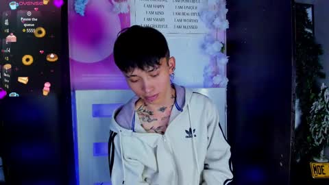 Snapshot of juniior0_0 chatting on 13, 2, 2025 Junior online show from 13, 2, 2025