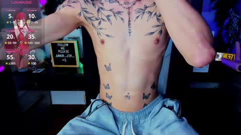 Snapshot of juniior0_0 chatting on 5, 3, 2025 Junior online show from 5, 3, 2025