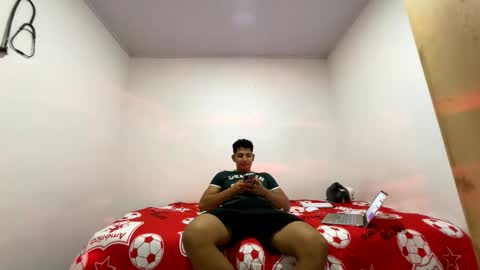 junior_osorio_2 online show from 19, 1, 2026