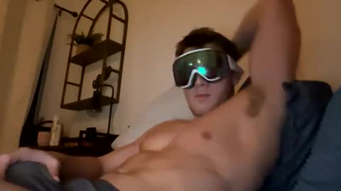 Junior Madison online show from 24, 2, 2025