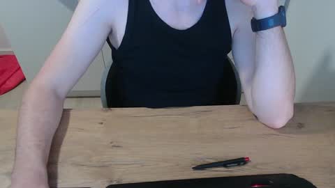 Snapshot of junk2711 chatting on 3, 1, 2025 junk2711 online show from 3, 1, 2025