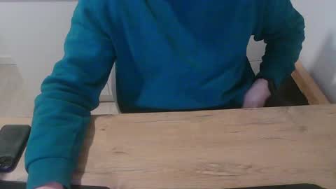 Snapshot of junk2711 chatting on 9, 2, 2025 junk2711 online show from 9, 2, 2025
