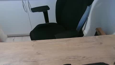 Snapshot of junk2711 chatting on 26, 2, 2025 junk2711 online show from 26, 2, 2025