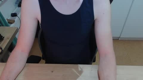 junk2711 online show from 10, 5, 2026