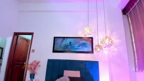 Jupiter Fox online show from 7, 1, 2025