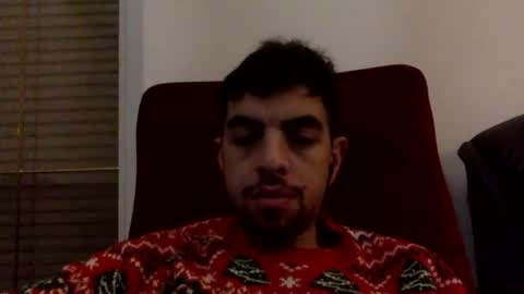 Snapshot of just4fun69xx chatting on 12, 1, 2025 Vero y Tom online show from 12, 1, 2025