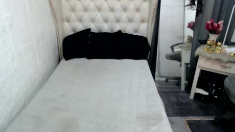 MY IG aleahgomez17 online show from 27, 2, 2025