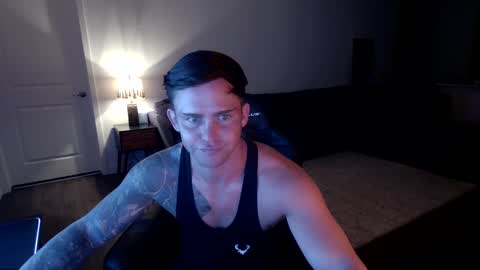 Snapshot of just_jayyyyy chatting on 6, 1, 2025 BlueEyedJayy online show from 6, 1, 2025