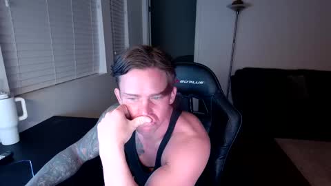 Snapshot of just_jayyyyy chatting on 21, 1, 2025 BlueEyedJayy online show from 21, 1, 2025