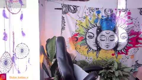 Snapshot of just_katiex chatting on 14, 2, 2025 Sofia online show from 14, 2, 2025