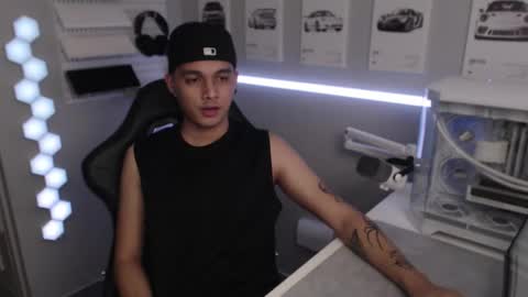 Snapshot of justagamerxxx chatting on 4, 12, 2025 Rhys online show from 4, 12, 2025