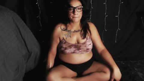 Layla online show from 26, 3, 2026