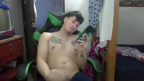 justin_taylor02 online show from 9, 11, 2025