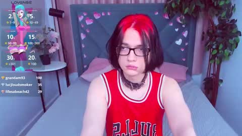 Snapshot of justin_twinkboy chatting on 17, 2, 2025 JUSTIN online show from 17, 2, 2025