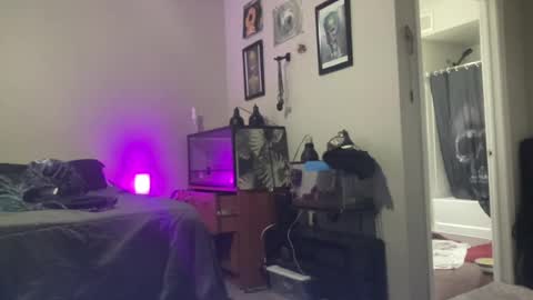 Snapshot of justincase5280 chatting on 10, 7, 2026 JustinCase online show from 10, 7, 2026
