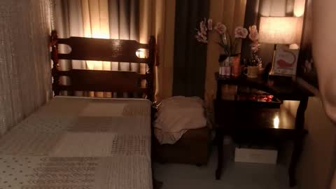 Snapshot of justine_hunk chatting on 23, 4, 2026 justine_hunk online show from 23, 4, 2026