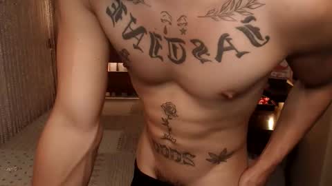 Snapshot of justine_hunk chatting on 1, 5, 2026 justine_hunk online show from 1, 5, 2026