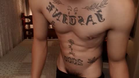 Snapshot of justine_hunk chatting on 12, 5, 2026 justine_hunk online show from 12, 5, 2026