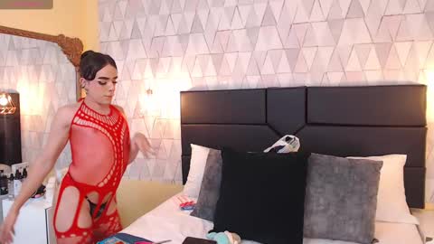 Snapshot of justineperry chatting on 14, 2, 2025 Justine online show from 14, 2, 2025