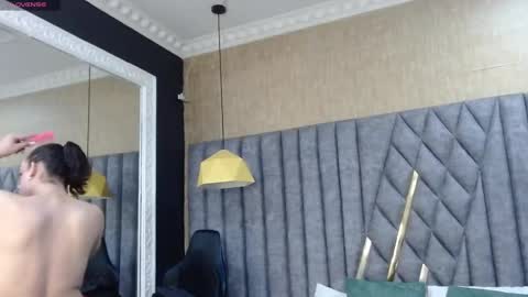 Snapshot of justineperry chatting on 9, 9, 2025 Justine online show from 9, 9, 2025