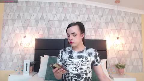 Snapshot of justineperry chatting on 15, 9, 2025 Justine online show from 15, 9, 2025