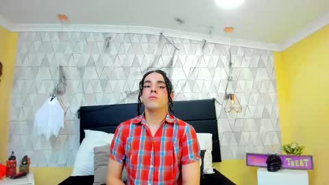 Snapshot of justineperry chatting on 31, 10, 2025 Justine online show from 31, 10, 2025