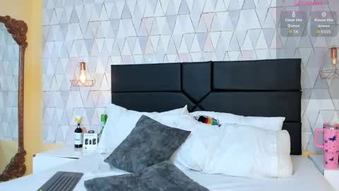 Snapshot of justineperry chatting on 22, 11, 2025 Justine online show from 22, 11, 2025