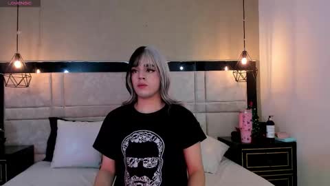 Snapshot of justineperry chatting on 24, 11, 2025 Justine online show from 24, 11, 2025