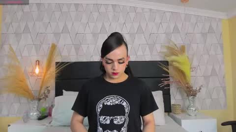 Justine online show from 5, 2, 2026