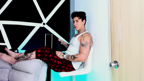 justinfuller_31 online show from 12, 10, 2025