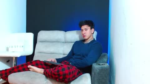 Snapshot of justinfuller_31 chatting on 17, 2, 2026 justinfuller_31 online show from 17, 2, 2026