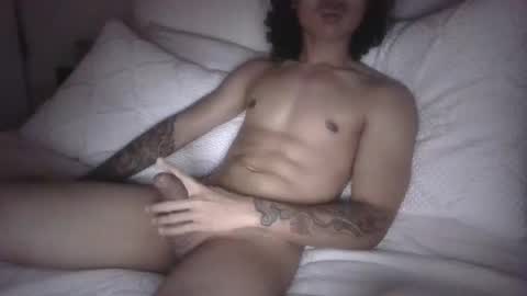 justinluvvv online show from 25, 3, 2026