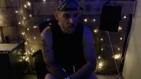 justinmoore1987 online show from 18, 1, 2025