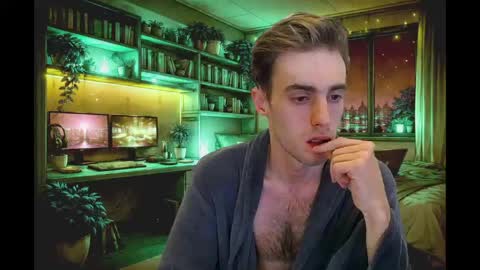 Snapshot of justinnordick chatting on 15, 5, 2026 Hologram Guy online show from 15, 5, 2026