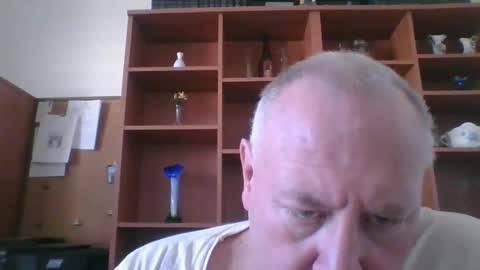 justme196756 online show from 16, 1, 2025
