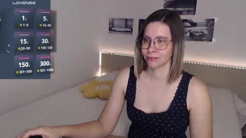 Julie online show from 9, 12, 2024