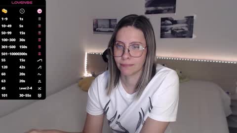 Julie online show from 21, 10, 2025