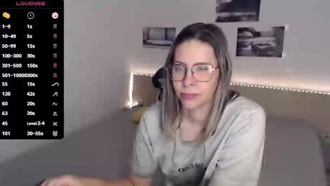 Julie online show from 26, 11, 2025