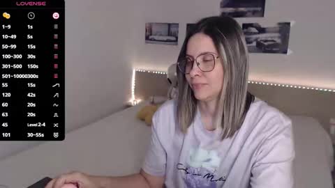 Julie online show from 17, 12, 2025