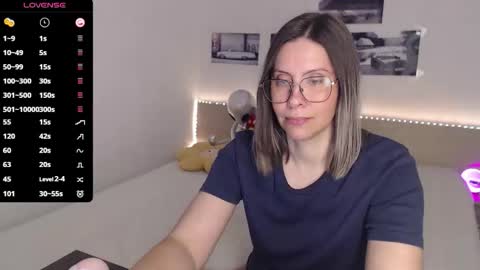 Julie online show from 8, 5, 2026