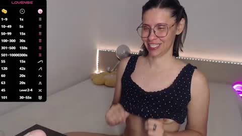 Snapshot of justmexy7 chatting on 24, 7, 2026 Julie online show from 24, 7, 2026