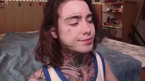 Juuzou hehim u can call me Juz online show from 25, 3, 2026