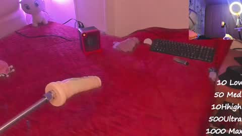  Karolin  online show from 5, 12, 2024