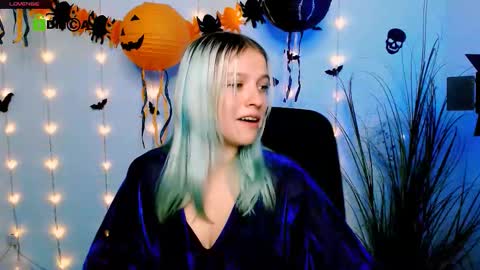 kaela_spell_ online show from 28, 10, 2025
