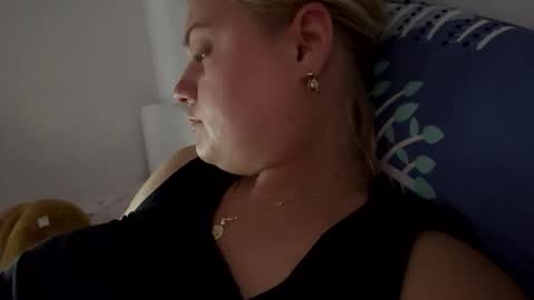 Snapshot of kaelia_daniel chatting on 4, 10, 2025 Kaelia and Daniel online show from 4, 10, 2025