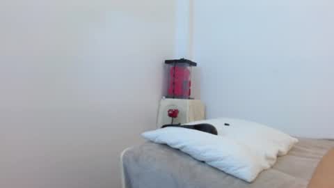 ChloeIndependient model online show from 22, 6, 2026
