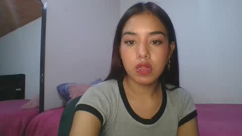 KAHELIINDEPENDENT MODEL online show from 19, 1, 2025