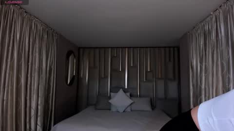 Kaia Ferreira online show from 9, 11, 2025