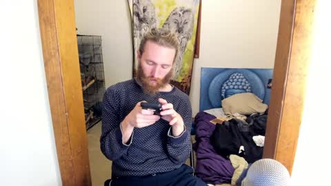 Kaiku77 online show from 10, 12, 2024