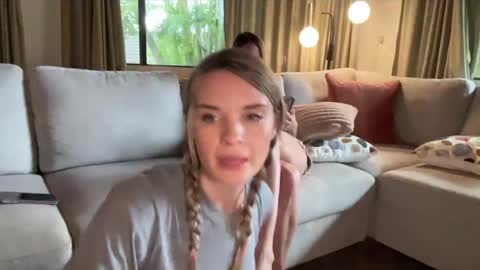 Snapshot of kaileeshy chatting on 2, 3, 2025 Kailee Smile online show from 2, 3, 2025